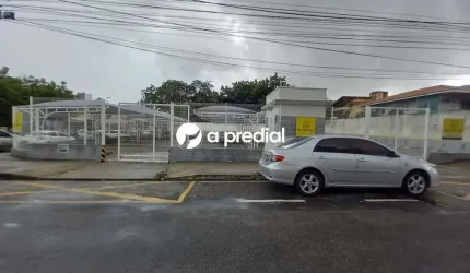 Oportunidade Imperdível para Locação! Terreno Comercial de 512m² em Localização Privilegiada