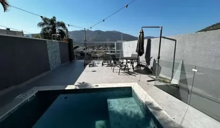 Casa 3 dormitórios em Atibaia, SP