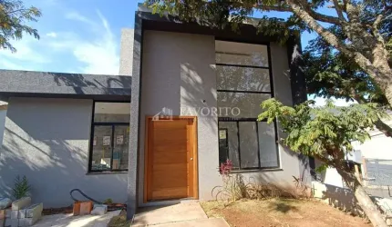 Casa térrea com piscina à venda no Jardim Jaraguá em Atibaia/SP