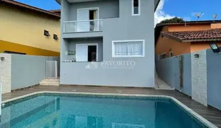 Sobrado com Piscina à Venda no Jardim dos Pinheiros em Atibaia/SP