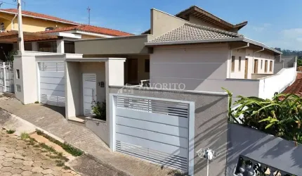 Casa à venda no Jardim Alvorada em Piracaia/SP