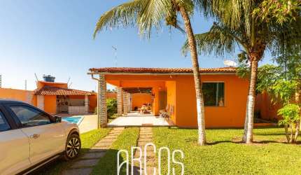 Casa à venda no Mosqueiro, com 3 quartos e piscina