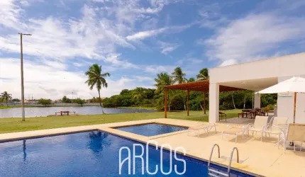 Lote no Condominio Lago Paranoá, posição frente Sul, 734m²