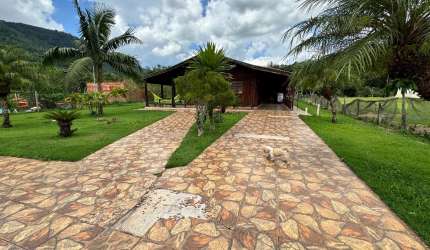 Linda chácara a venda em Jacutinga-MG