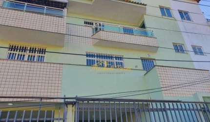 Excelente casa triplex com 3 quartos, próximo da praia do Centro, 221 m² - venda - Centro - Rio das Ostras/RJ