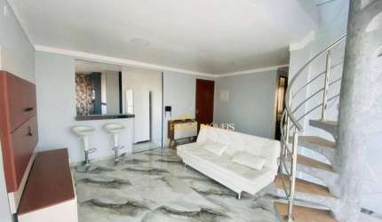 Cobertura com 2 dormitórios para alugar, 115 m² por R$ 3.650,00/mês - Village Rio das Ostras - Rio das Ostras/RJ