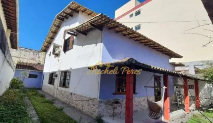 Excelente casa totalmente independente localizado no Centro de Rio das Ostras/RJ.