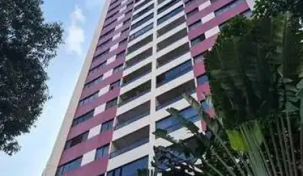 Apartamento com aproximadamente 160m2, 3 Quartos sendo 2 Suítes, com área de lazer!