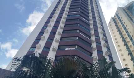 Apartamento com aproximadamente 94m², 3 Qtos, 1St, 2 Vgs!