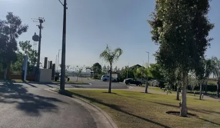 Terreno em Alphaville, 900m2, infra estrutura toda pronta!