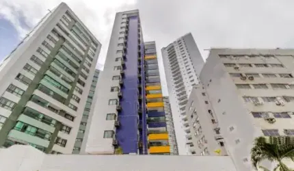 Apartamento com 3 Quartos sendo 3 Suítes, 3 Vagas!