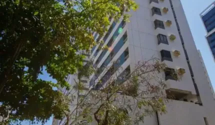 Apartamento com aproximadamente 120m2, 3 Quartos sendo 1 Suíte