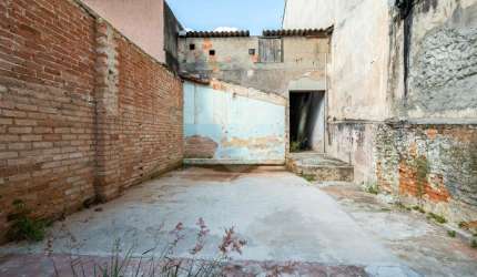 Casa com 3 quartos à venda ou para locação em Cambuci - SP