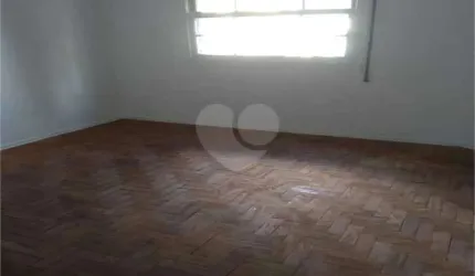 Apartamento com 3 quartos à venda em Bela Vista - SP