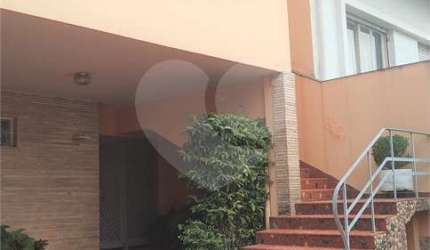 Casa com 4 quartos à venda em Vila Monumento - SP