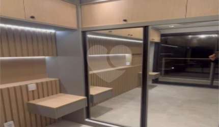 Apartamento com 1 quartos à venda ou para locação em Pinheiros - SP