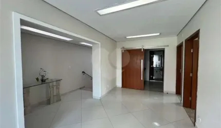 Casa com 1 quartos à venda ou para locação em Tatuapé - SP