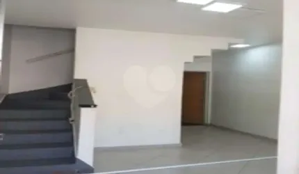 Casa com 4 quartos à venda em Brás - SP