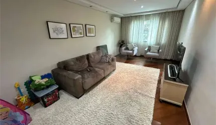 Sobrado com 3 quartos à venda em Vila Carrão - SP