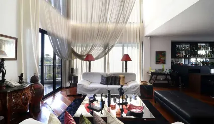 Duplex com 4 quartos à venda em Cerqueira César - SP