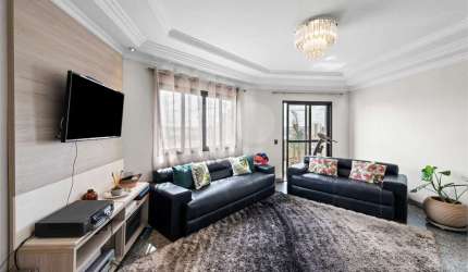 Duplex com 4 quartos à venda em Vila Carrão - SP