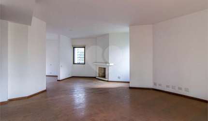 Apartamento com 3 quartos à venda ou para locação em Itaim Bibi - SP