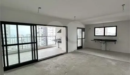 Apartamento com 4 quartos à venda em Aclimação - SP