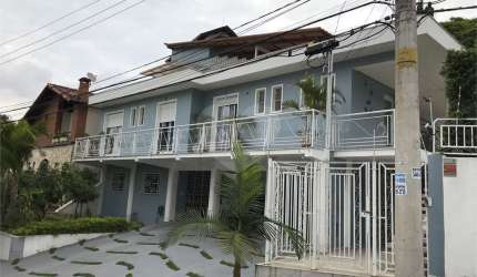 Casa com 3 quartos à venda em Vila Albertina - SP