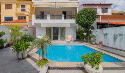 Casa com 4 quartos à venda em Vila Sônia - SP