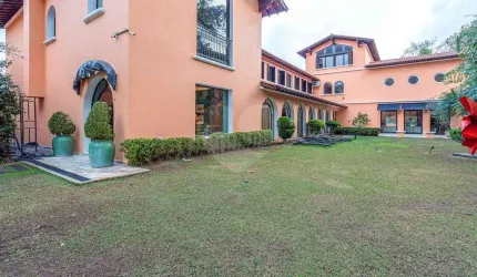 Sobrado com 4 quartos à venda em Jardim Guedala - SP