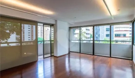 Apartamento com 3 quartos à venda em Aclimação - SP