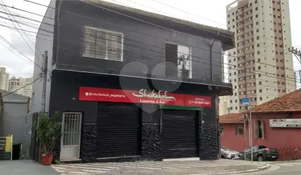 Prédio inteiro à venda em Santana - SP