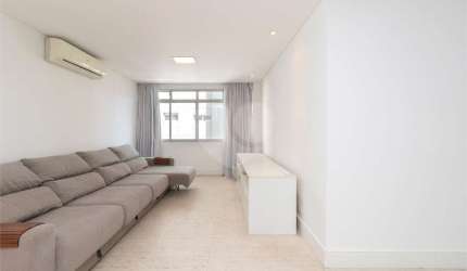 Apartamento com 4 quartos à venda ou para locação em Cerqueira César - SP