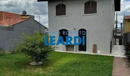 CASA ASSOBRADADA - JARDIM IMPERIAL - SP