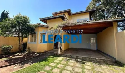 CASA ASSOBRADADA - VILA PETRÓPOLIS - SP