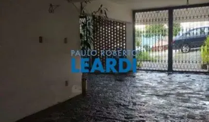CASA ASSOBRADADA - CENTRO - SP
