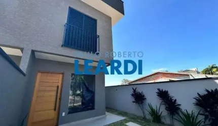 SOBRADO - VILA PETRÓPOLIS - SP