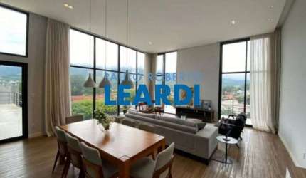 CASA ASSOBRADADA - RECREIO MARISTELA - SP