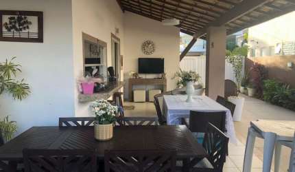 Casa Duplex com 5 /4 à venda, 280 m² por R$ 1.300.000 - Miragem - Lauro de Freitas/BA
