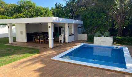 Casa  4/4 Com piscina a venda em Busca Vida