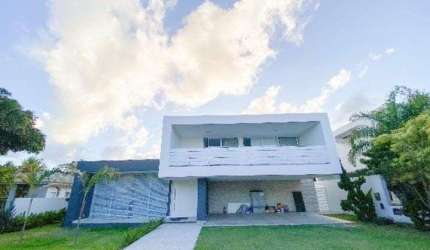Casa  4 Suítes no Busca Vida