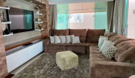 Linda Casa 4/4 em Vilas do Atlantico
