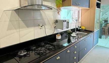 Casa com 3 dormitórios à venda, 118 m² por R$ 650.000,00 - Centro - Lauro de Freitas/BA