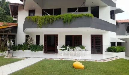 Linda casa duplex 5 suítes próximo ao Gbaarbosa