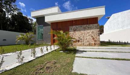 Casa térrea 3 suítes em Abrantes