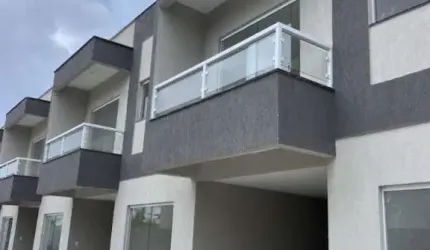 Casa com 3 dormitórios à venda, 112 m² por R$ 420.000,00 - Ipitanga - Lauro de Freitas/BA