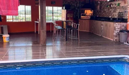 Casa com piscina