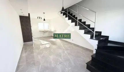 Sobrado em condomínio exelente acabamento