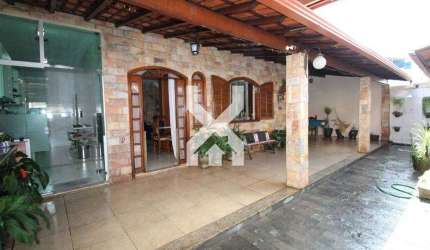 Casa à venda, 3 quartos, 1 suíte, 8 vagas, Dona Clara - Belo Horizonte/MG