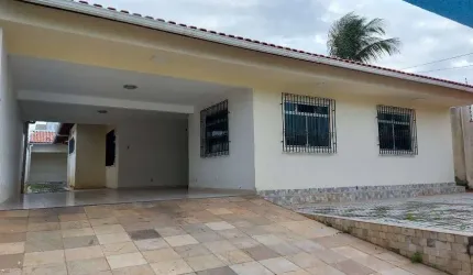Casa para venda possui 286 metros quadrados